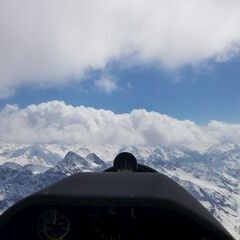 Flugwegposition um 12:26:46: Aufgenommen in der Nähe von Gemeinde Pettneu am Arlberg, Österreich in 3323 Meter